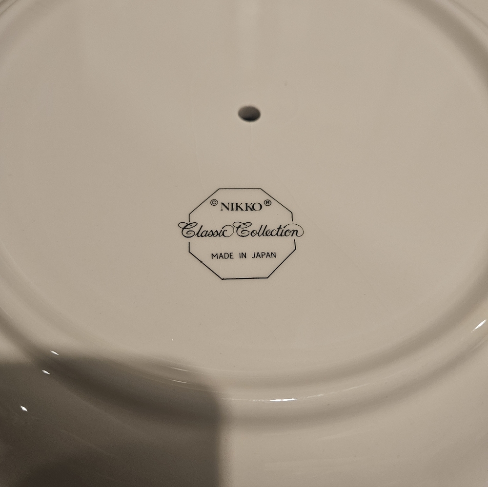 Nikko Japan Christmastime Two-Tier Octagon Serving Tray In Original Box - Picture 5 of 7